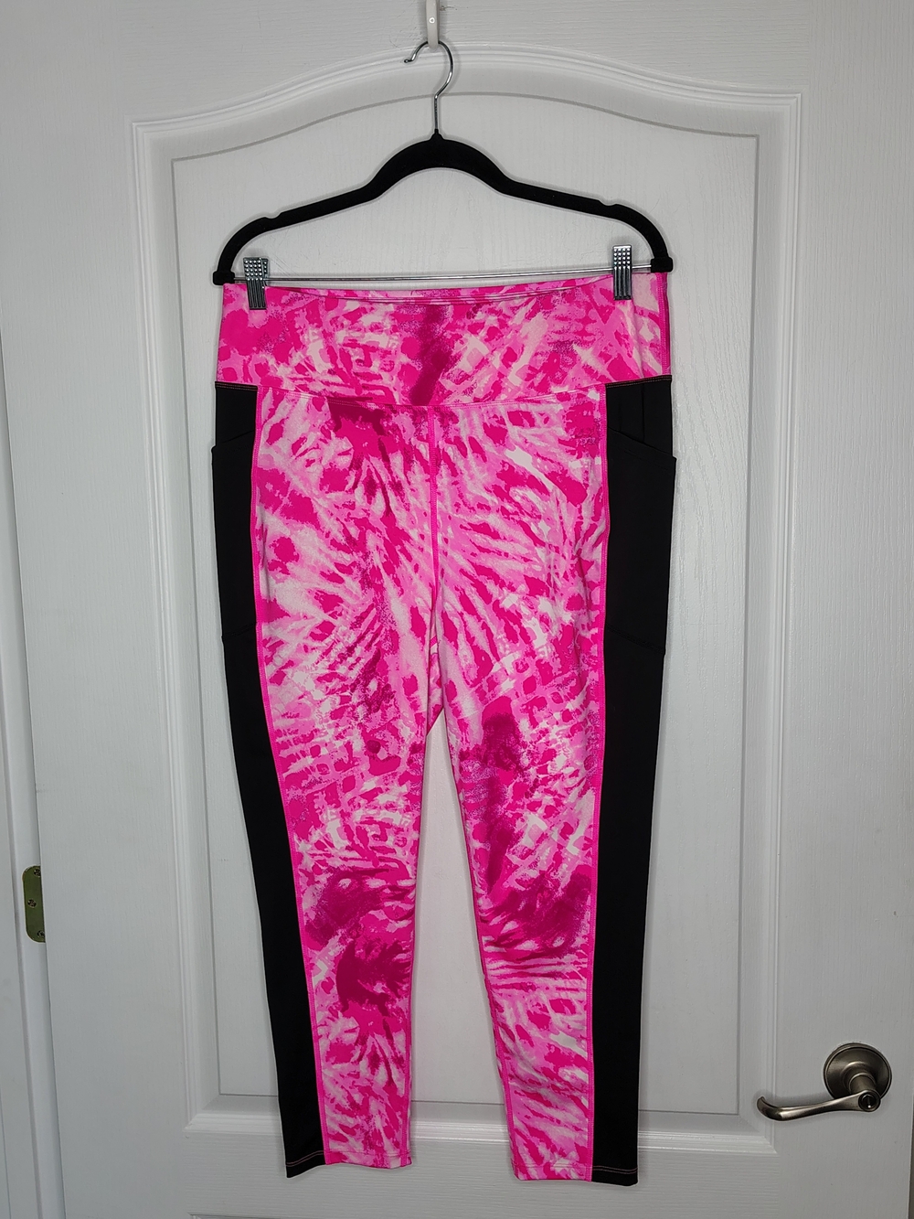 LuLaRoe Rise Hot Pink Tie-Dye Leggings with Black Side Panels